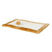 Дряпка-килимок Trixie для котів з іграшкою на мотузці бежева 55х35 см